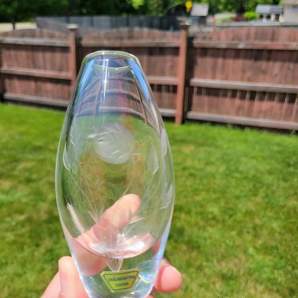 Stunning Smalandshyttan Sweden Crystal Vase ~ Lovely! MCM
